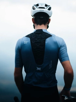 Spodenki termoaktywne X-Bionic Corefusion Ride krótkie z szelkami czarne