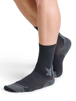 Skarpety termoakywne X-Socks Run Discover Crew czarno-szare