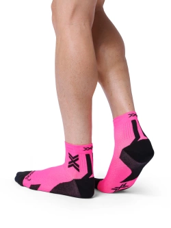 Skarpety termoakywne X-Socks Run Discover Ankle różowo-czarne