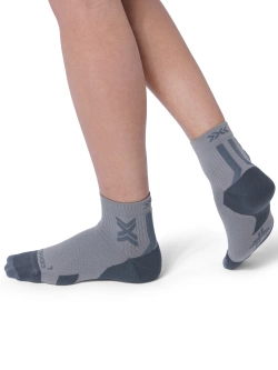 Skarpety termoakywne X-Socks Run Discover Ankle szaro-niebieskie