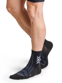 Skarpety termoaktywne X-Socks Hike Perform Discover Ankle czarne
