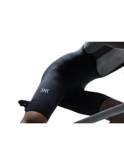 Spodenki termoaktywne X-Bionic Corefusion Ride krótkie z szelkami czarne